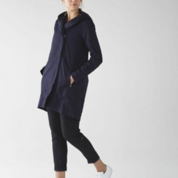 Lululemon Athletica Women's 6 Savasana Waterproof Jacket. - Picture 1 of 11